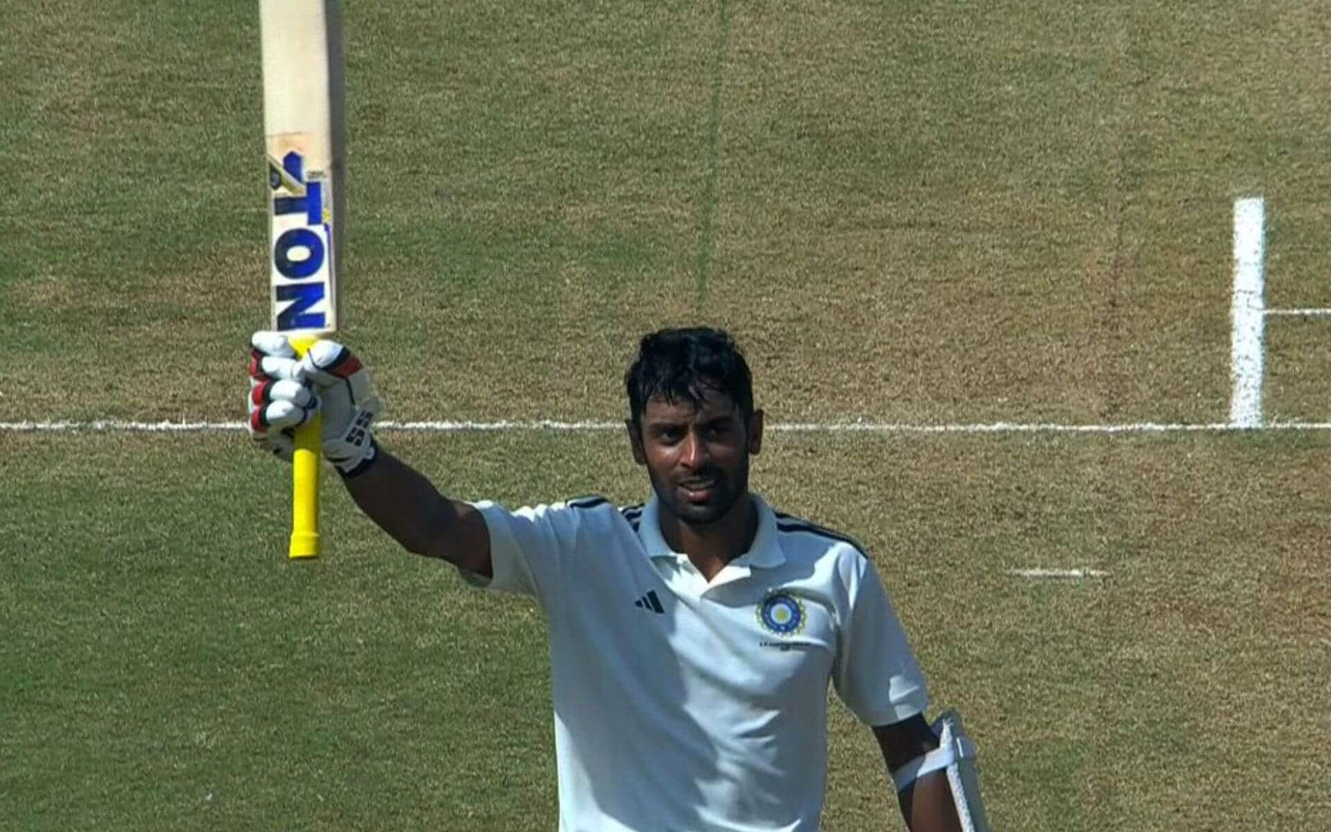 Abhimanyu Easwaran hits second hundred in Irani Cup [Source: @mufaddal_vohra/X.com]